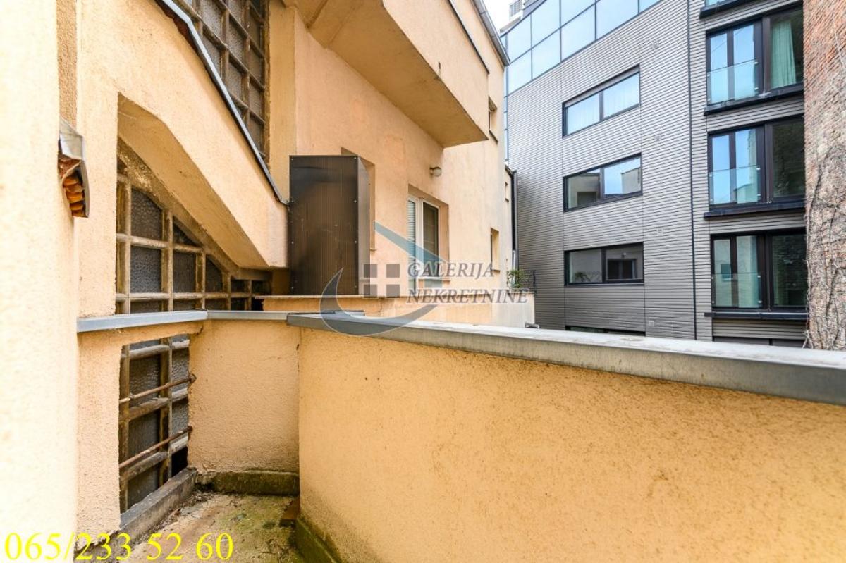 Četvorosoban stan na prodaju, Andrićev Venac, Beograd, 120m², 3. sprat, 670.000 €