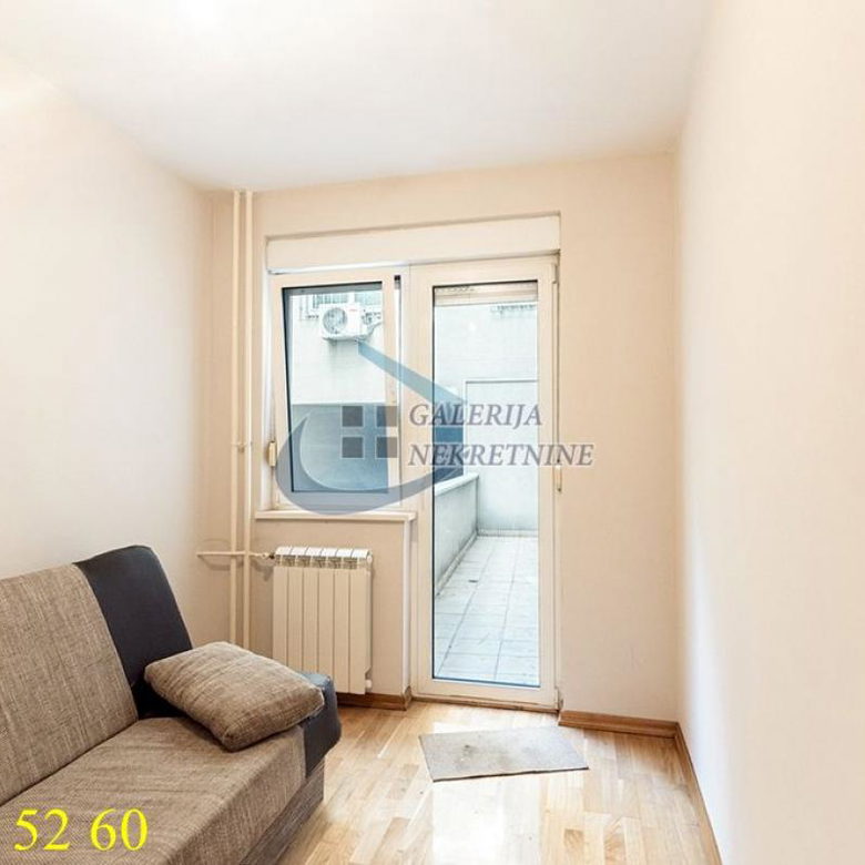 Dvoiposoban stan na prodaju, Vračar, Beograd, 74m², 259.000 €