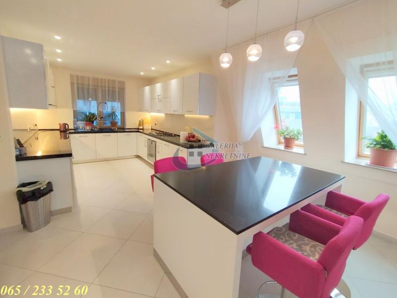 Višesoban stan za izdavanje, Dedinje, Beograd, 369m², 5.000 €/mes
