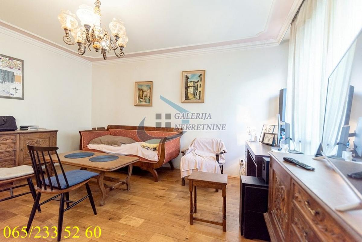 Dvosoban stan na prodaju, Krunski Venac, Beograd, 64m², 285.000 €