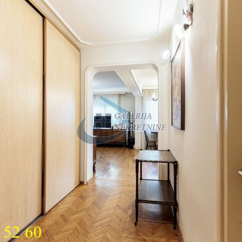 Dvosoban stan na prodaju, Krunski Venac, Beograd, 64m², 285.000 €