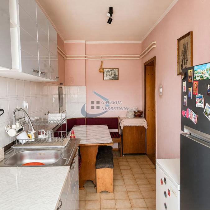 Troiposoban stan na prodaju, Banovo Brdo, Beograd, 88m², 197.000 €