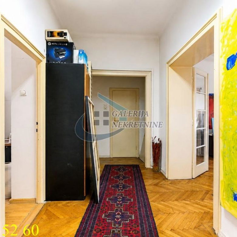 Četvorosoban stan na prodaju, Andrićev Venac, Beograd, 120m², 3. sprat, 670.000 €