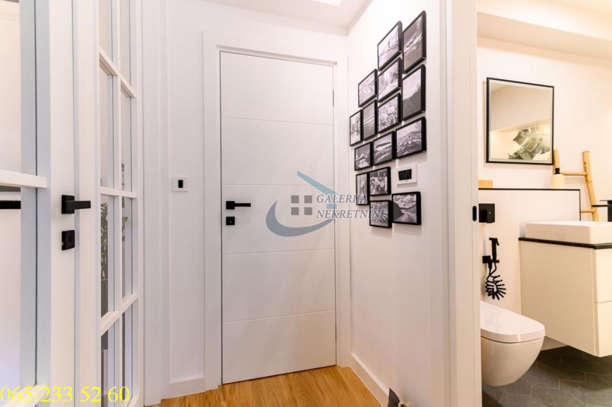 Troiposoban stan na prodaju, Višnjička Banja, Beograd, 74m², Prizemlje, 330.000 €