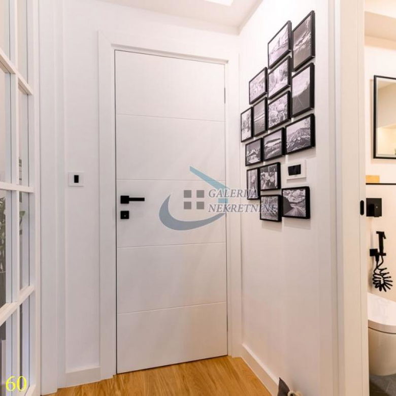 Troiposoban stan na prodaju, Višnjička Banja, Beograd, 74m², Prizemlje, 330.000 €