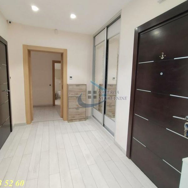 Višesoban stan za izdavanje, Dedinje, Beograd, 369m², 5.000 €/mes
