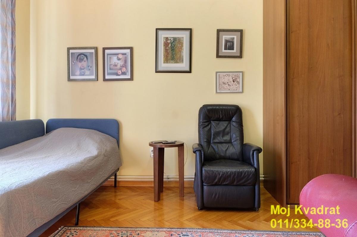 Trosoban stan na prodaju, Pravni Fakultet – Vračar, Beograd, 105m², 419.000 €