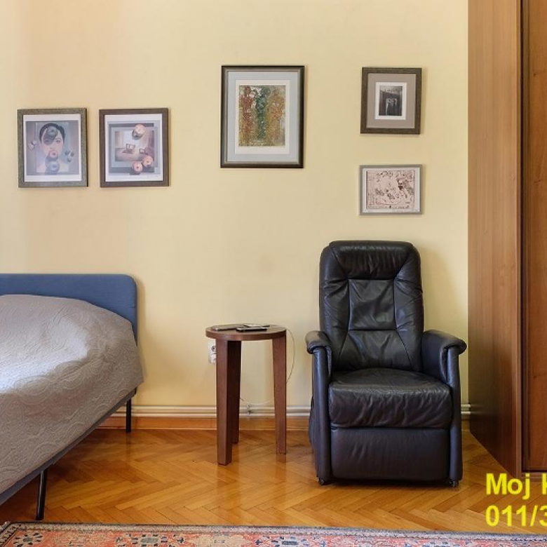 Trosoban stan na prodaju, Pravni Fakultet – Vračar, Beograd, 105m², 419.000 €