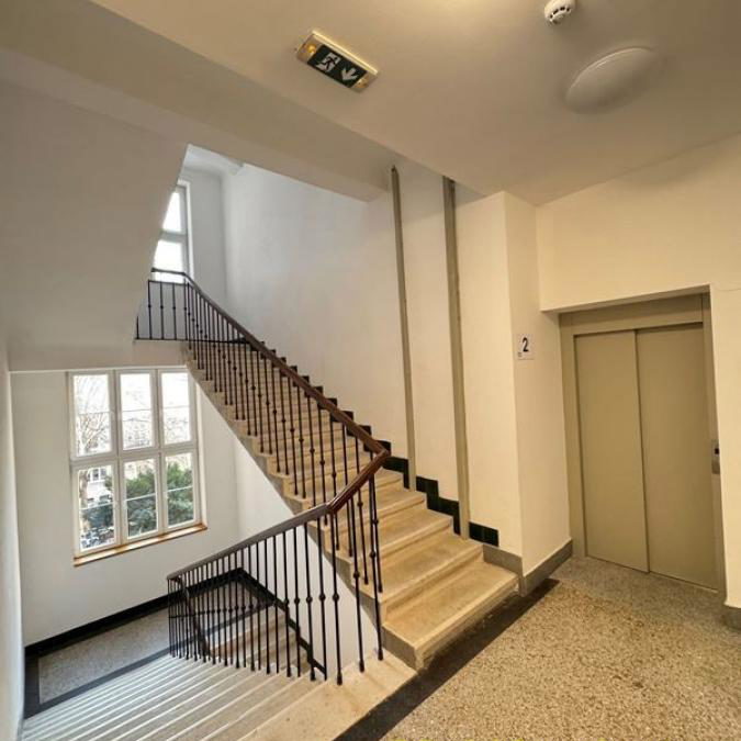 Lokal za izdavanje, Beograd Centar, Beograd, 60m², 900 €/mes