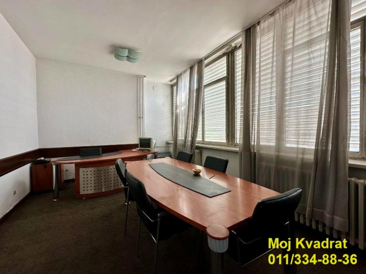 Lokal za izdavanje, Centar, Beograd, 112m², 1.700 €/mes