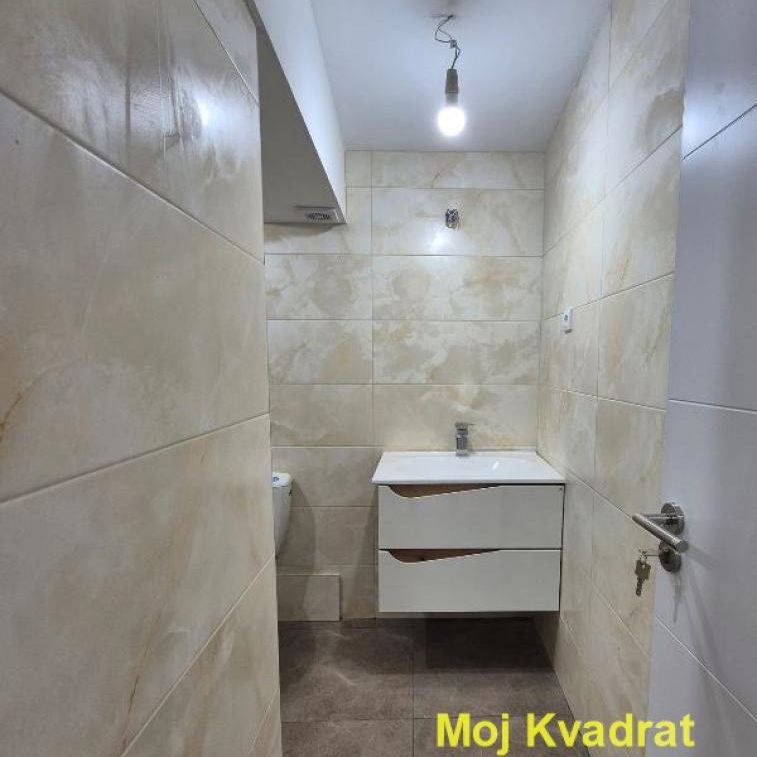 Dvoiposoban stan na prodaju, Mašinski Fakultet, Beograd, 78m², 320.000 €