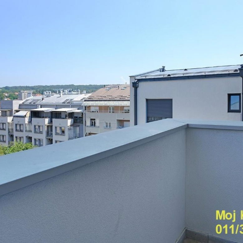 Dvoiposoban stan na prodaju, Đeram Pijaca, Beograd, 67m², 300.000 €