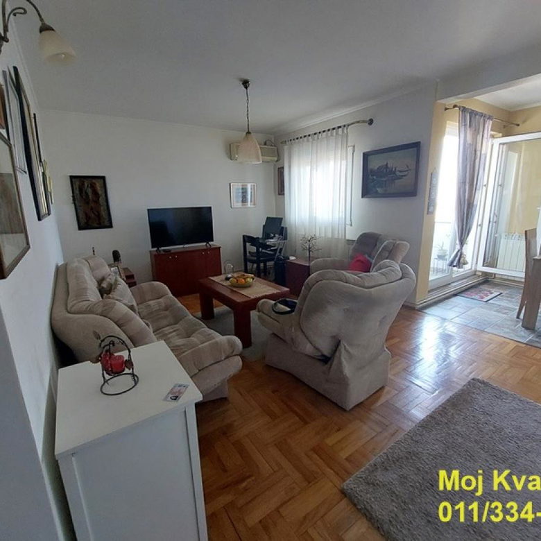 Četvorosoban stan na prodaju, Pravni Fakultet – Vračar, Beograd, 114m², 330.000 €