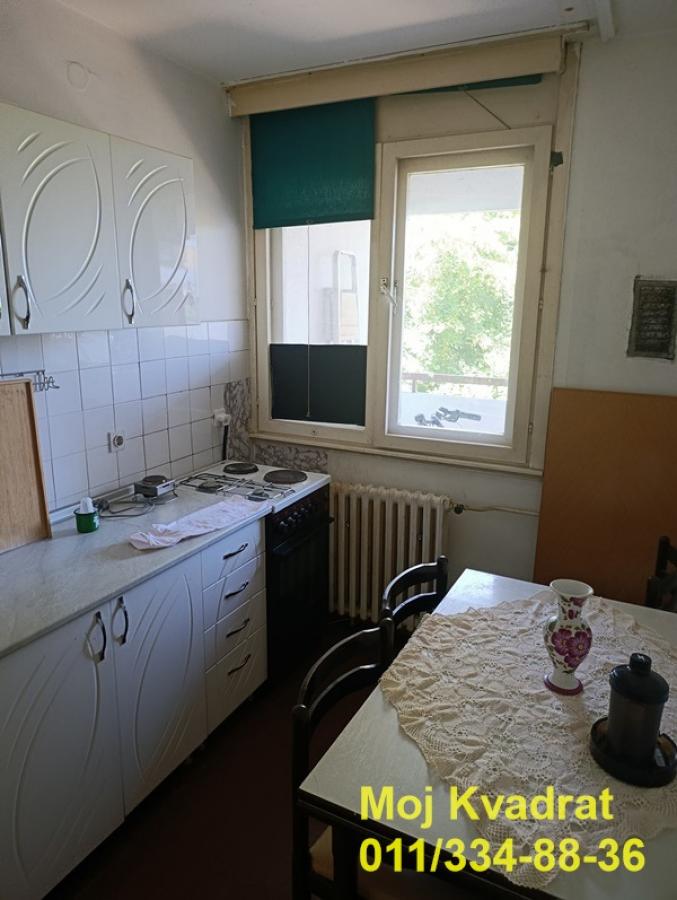 Trosoban stan na prodaju, Kumodraž, Beograd, 75m², 215.000 €