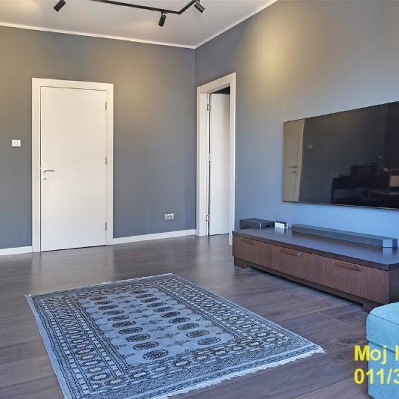 Trosoban stan na prodaju, Pravni Fakultet – Vračar, Beograd, 105m², 419.000 €