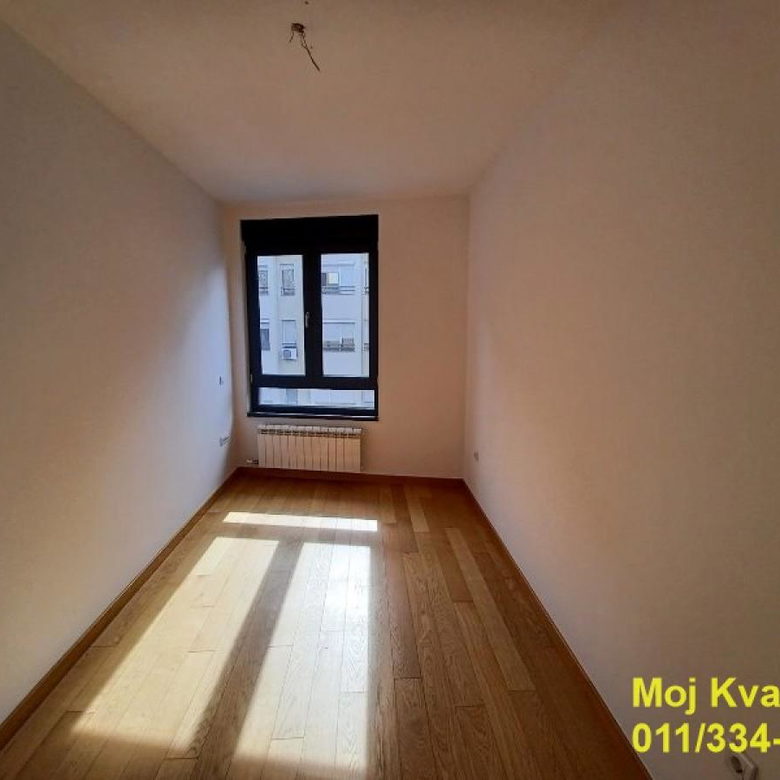 Lokal za izdavanje, Kalenić Pijaca, Beograd, 84m², 1.100 €/mes