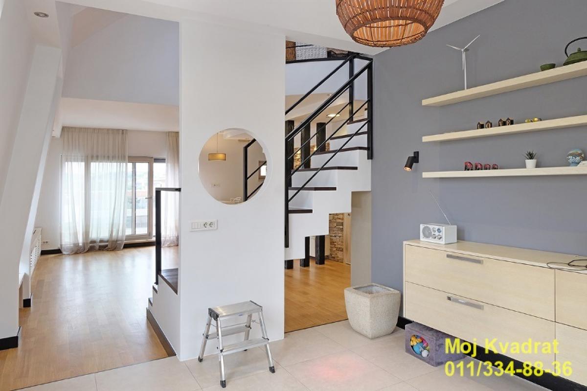Četvorosoban stan na prodaju, Vračar, Beograd, 130m², 685.000 €