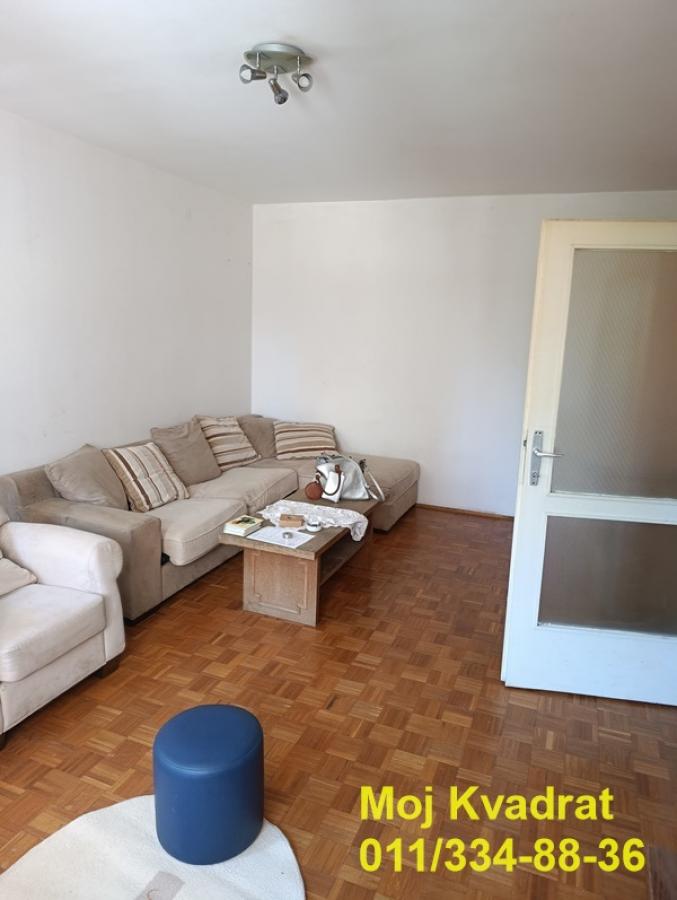 Trosoban stan na prodaju, Kumodraž, Beograd, 75m², 215.000 €