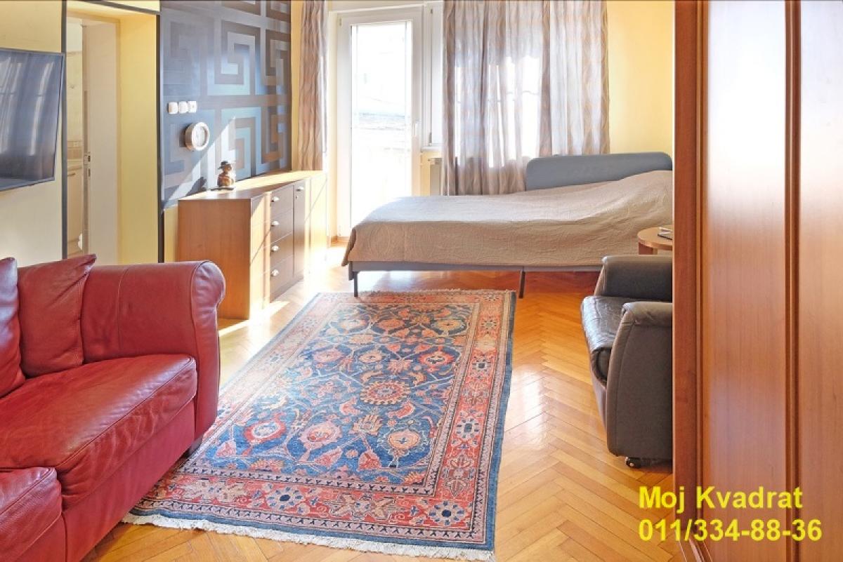 Trosoban stan na prodaju, Pravni Fakultet – Vračar, Beograd, 105m², 419.000 €