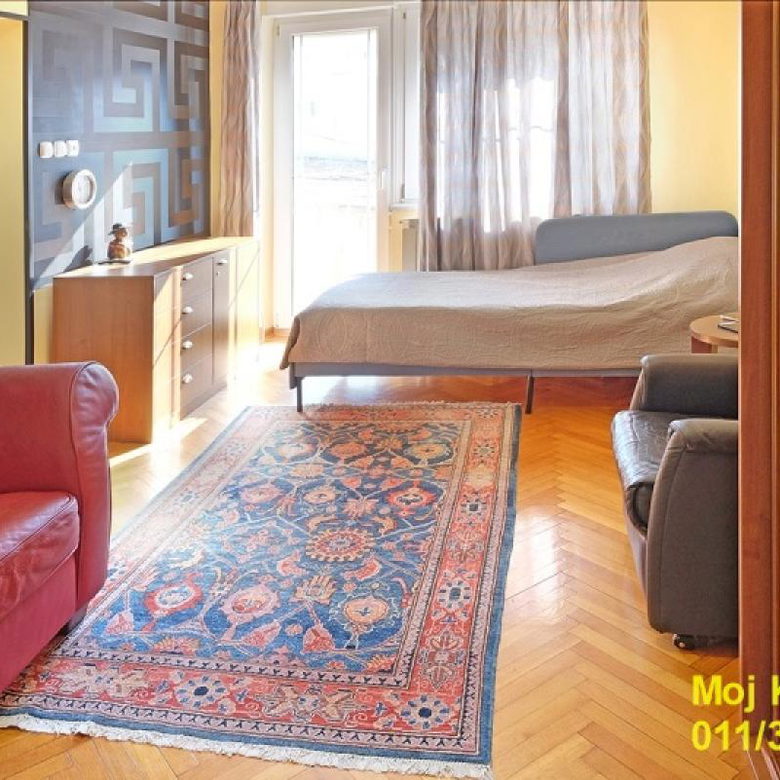 Trosoban stan na prodaju, Pravni Fakultet – Vračar, Beograd, 105m², 419.000 €