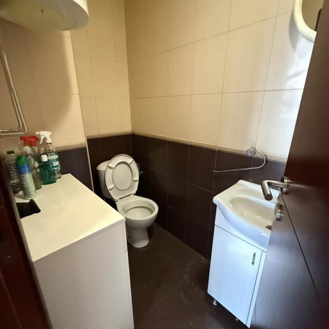 Lokal za izdavanje, FON, Beograd, 103m², 1.200 €/mes
