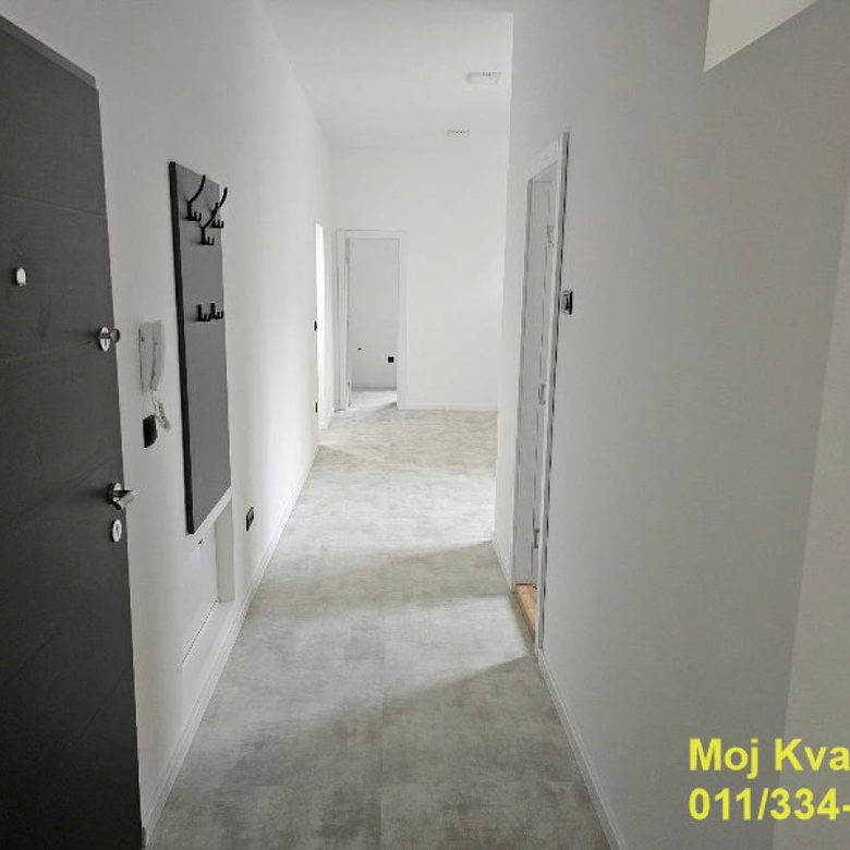 Četvorosoban stan na prodaju, Pravni Fakultet – Vračar, Beograd, 120m², 4. sprat, 570.000 €