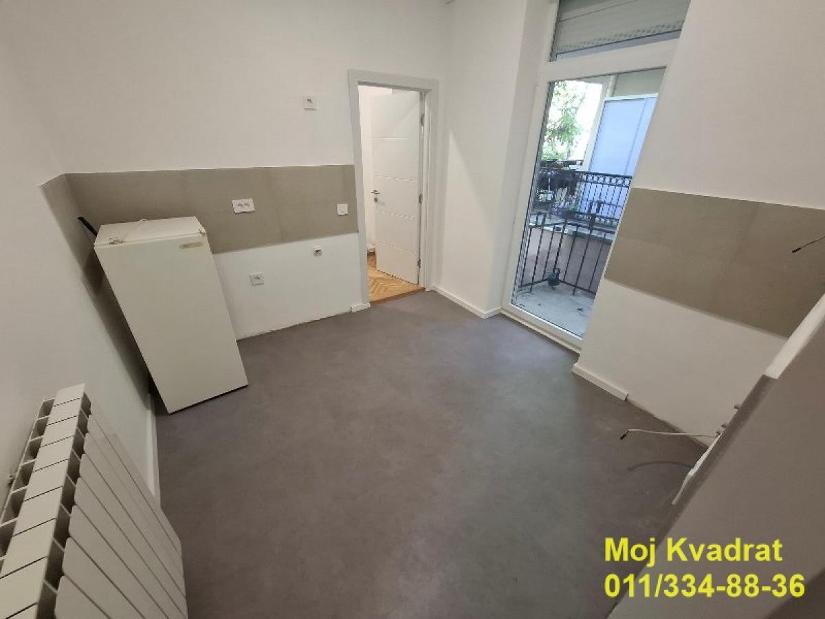 Lokal za izdavanje, Centar, Beograd, 40m², 570 €/mes
