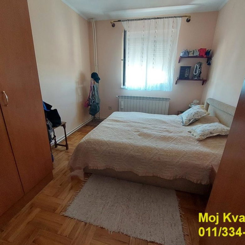 Četvorosoban stan na prodaju, Pravni Fakultet – Vračar, Beograd, 114m², 330.000 €