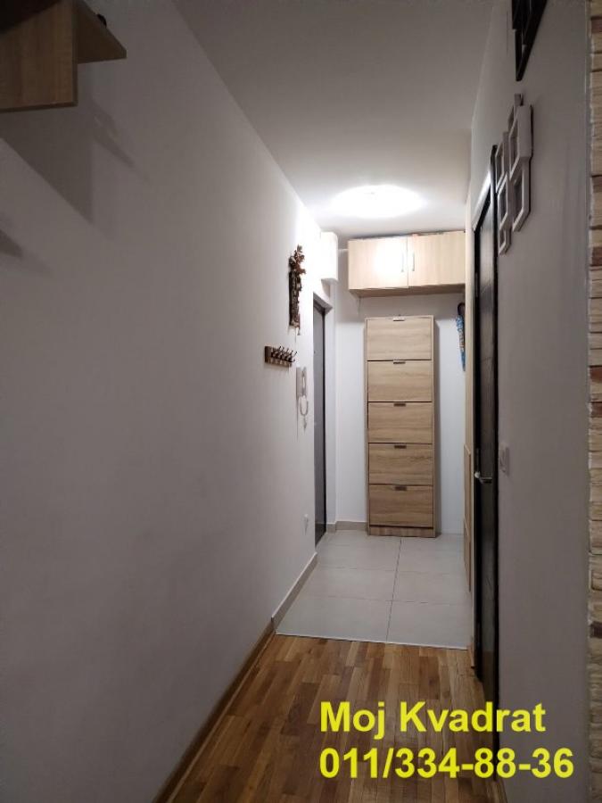 Dvosoban stan na prodaju, Kneževac, Beograd, 44m², 132.500 €