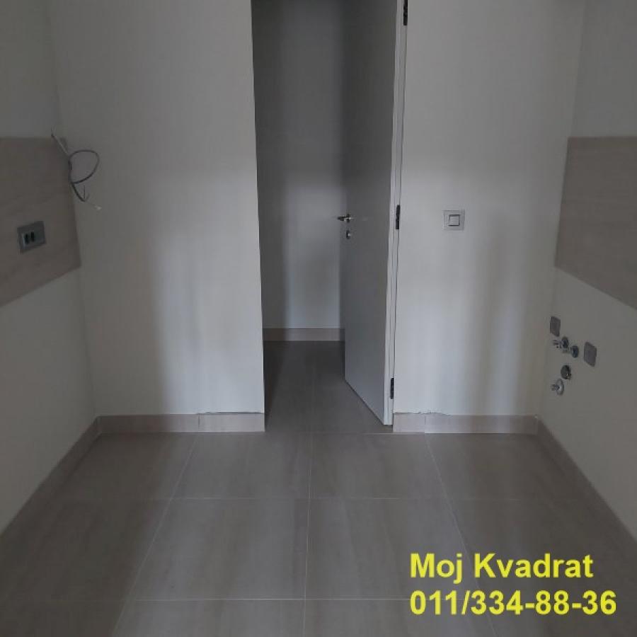 Trosoban stan na prodaju, Novi Beograd, Beograd, 84m², 305.000 €