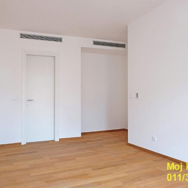 Četvorosoban stan na prodaju, Vračar, Beograd, 148m², 784.400 €