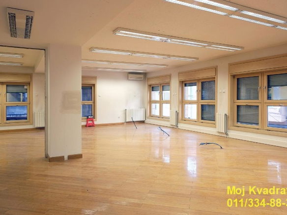 Lokal za izdavanje, Beograd Centar, Beograd, 195m², 2.500 €/mes