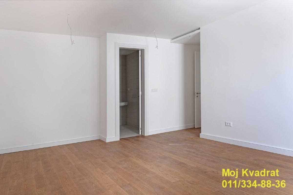 Četvorosoban stan na prodaju, Vračar, Beograd, 158m², 825.000 €