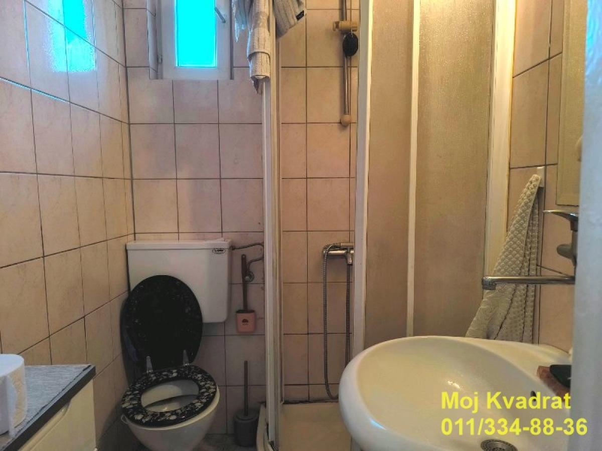 Petosoban stan na prodaju, Medaković 2, Beograd, 129m², 220.000 €