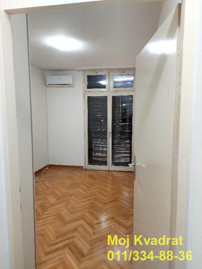 Lokal za izdavanje, Savski Trg, Beograd, 51m², 750 €/mes