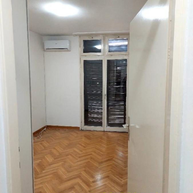Lokal za izdavanje, Savski Trg, Beograd, 51m², 750 €/mes