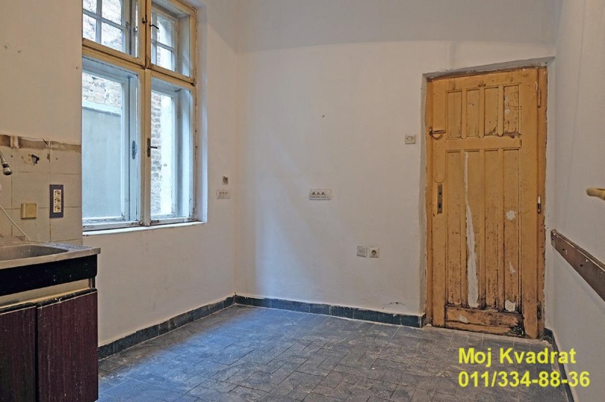 Četvorosoban stan na prodaju, Dorćol, Beograd, 91m², Visoko prizemlje, 359.000 €