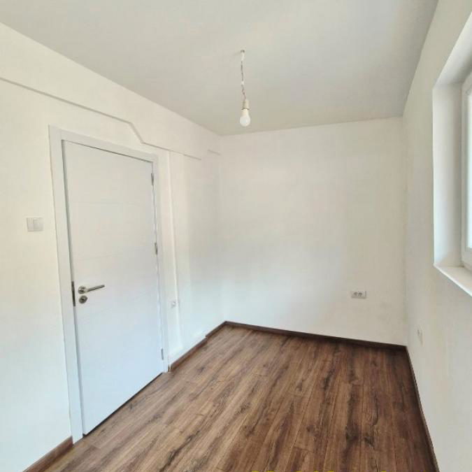 Dvoiposoban stan na prodaju, Mašinski Fakultet, Beograd, 78m², 320.000 €
