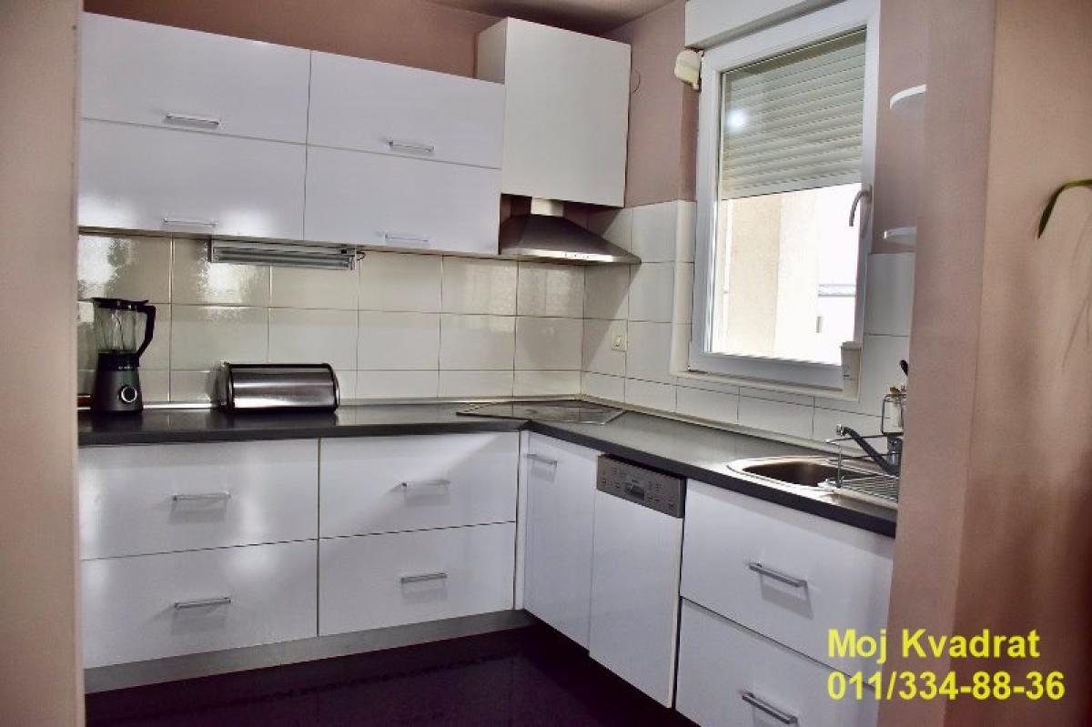 Četvorosoban stan na prodaju, Vračar, Beograd, 160m², 665.000 €