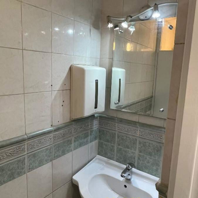 Lokal za izdavanje, Hotel YU, Beograd, 75m², 1.200 €/mes