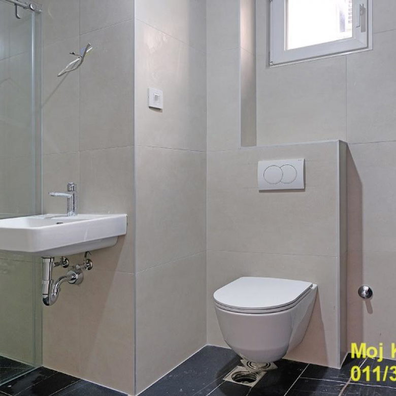 Dvoiposoban stan na prodaju, Đeram Pijaca, Beograd, 67m², 300.000 €