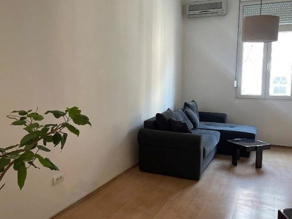Jednosoban stan za izdavanje, Beograd Centar, Beograd, 47m², 1.000 €/mes