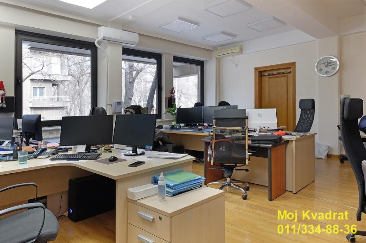 Lokal za izdavanje, Blok 11c – Stari Merkator, Beograd, 653m², 9.000 €/mes