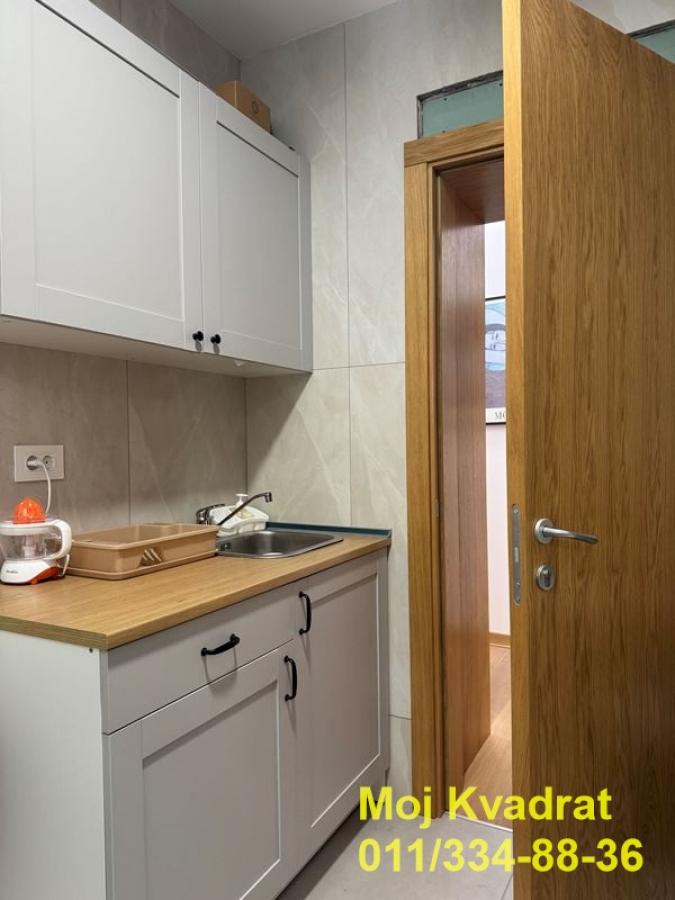 Lokal za izdavanje, Beograd Centar, Beograd, 60m², 900 €/mes