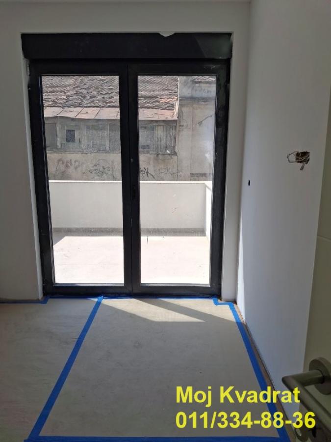 Trosoban stan na prodaju, Banovo Brdo, Beograd, 69m², 243.000 €