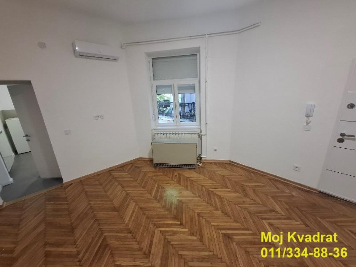 Lokal za izdavanje, Centar, Beograd, 40m², 570 €/mes