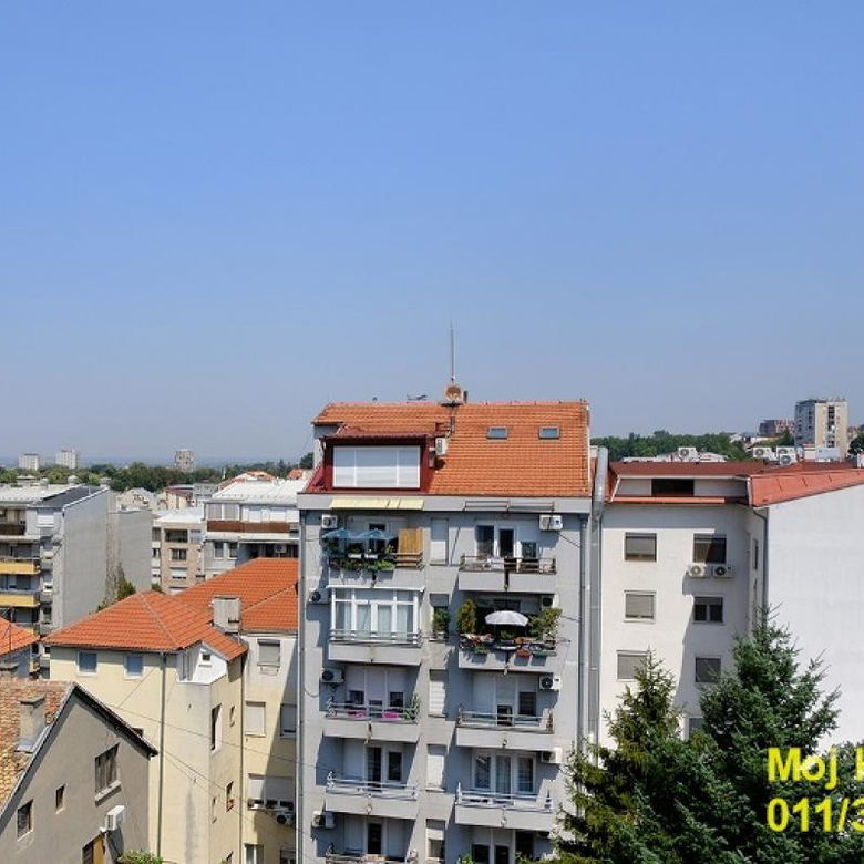 Dvoiposoban stan na prodaju, Đeram Pijaca, Beograd, 67m², 300.000 €