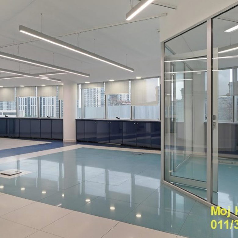 Lokal za izdavanje, Savski Trg, Beograd, 1000m², 13.000 €/mes