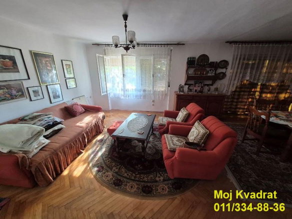 Kuća na prodaju, Centar, Ruma, 194m², 140.000 €