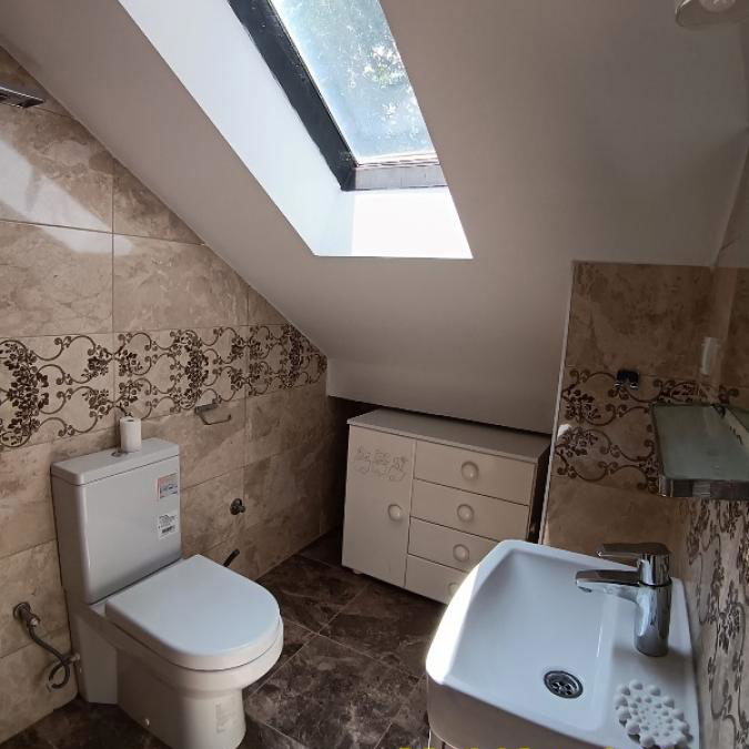 Četvorosoban stan za izdavanje, Gundulićev Venac, Beograd, 121m², 1.000 €/mes